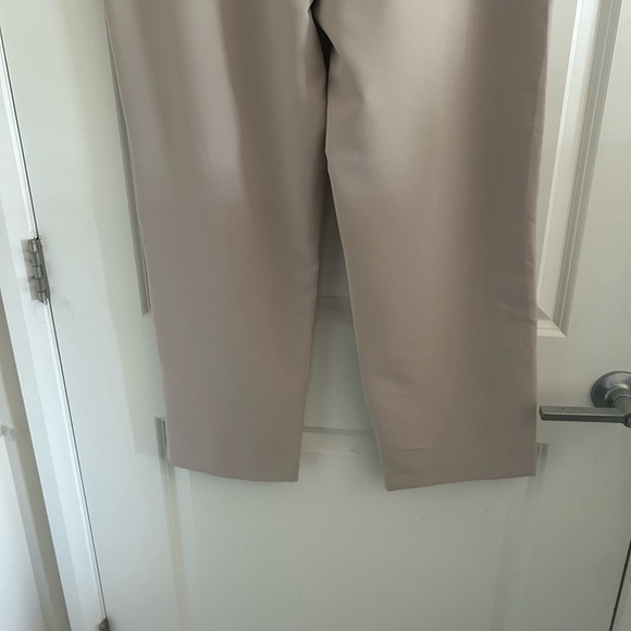Abercrombie & Fitch Cream Trousers - Picture 7 of 9